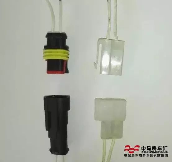 中端的价格高端的享受,国产依维柯c型房车,遇见更精美的房车